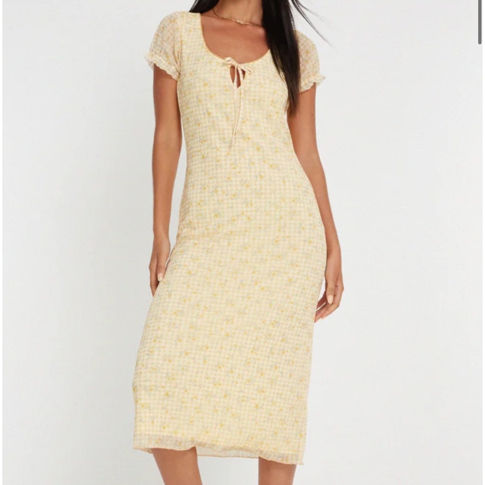 Motel Aroha Midi Dress In Gingham Floral Yellow